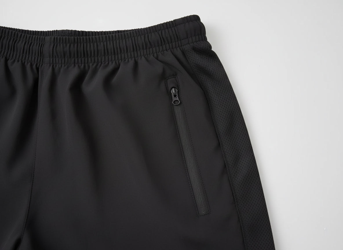 Greenlight Fitness Shorts - Schwarz / Weiß